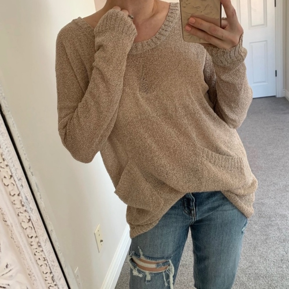 MrsAllieXO Kiss My Knot Mocha Top 🤎